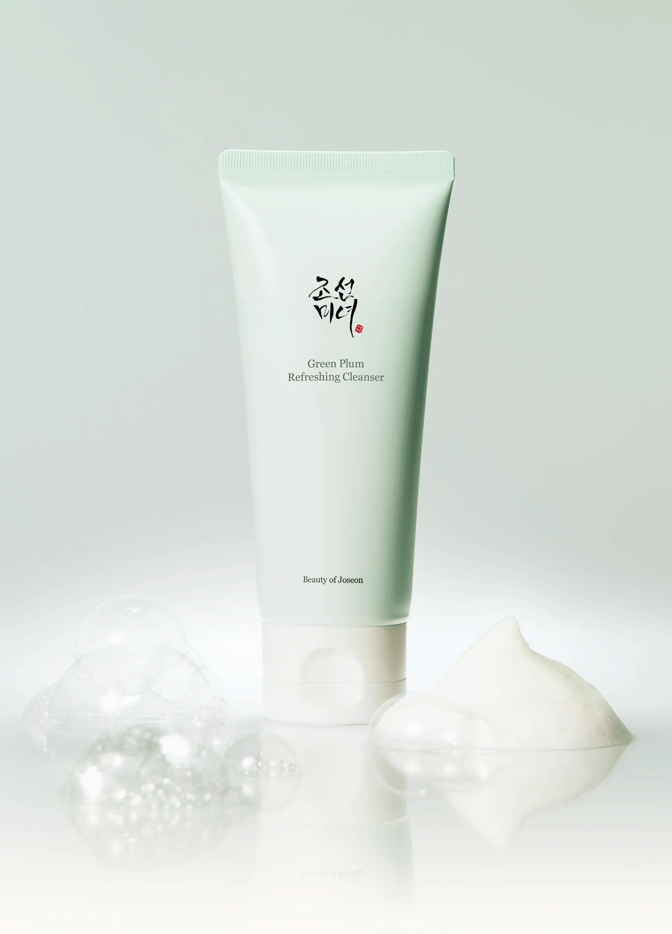 Green Plum Refreshing Cleanser